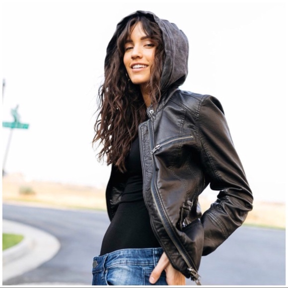 Free People Monroe Hooded Vegan Leather Moto Jacket Size XS - Picture 1 of 16